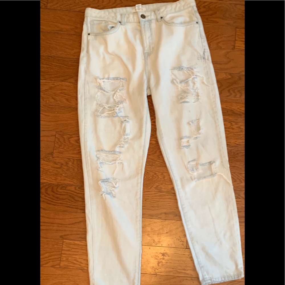 Distressed Bleached Boyfriend Jeans